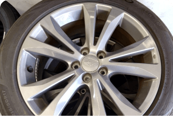 215-50R17　アルミホイール付きスタッドレスタイヤ